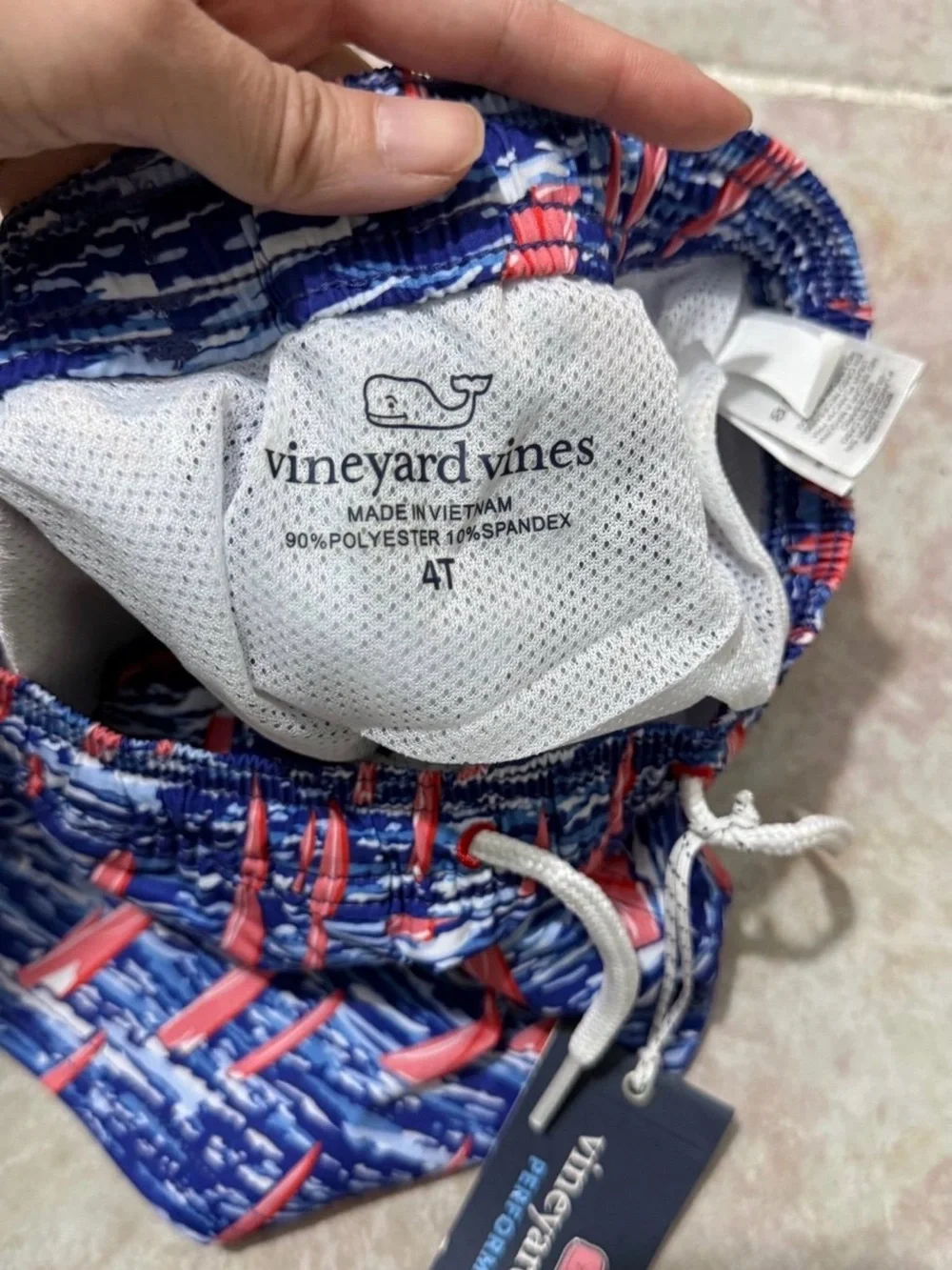 Vineyard Vines nwt 4t